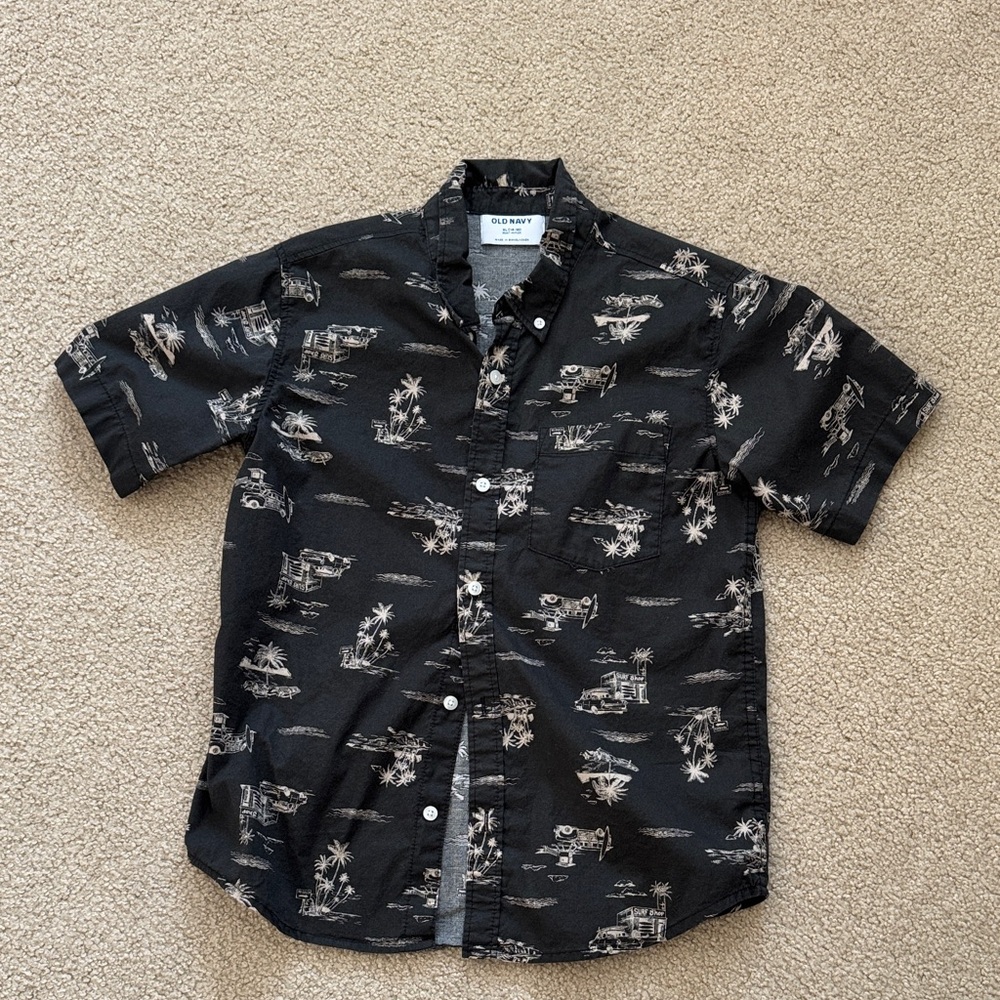 Old Navy Boys Black and Tan Graphic Shirt